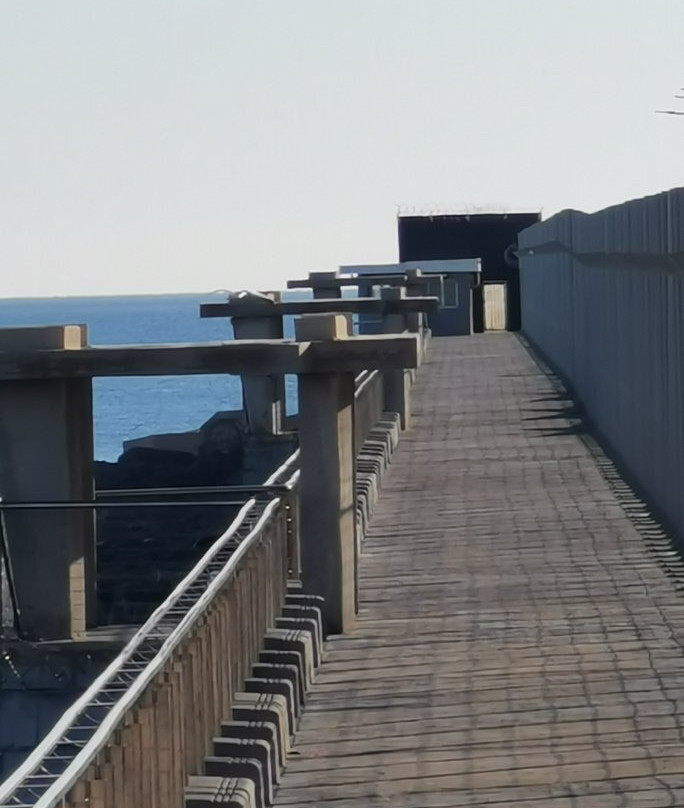 Paseo de la Escollera o Rompeolas-梅利利亚必去景点