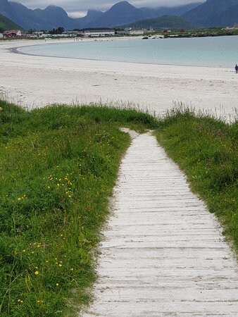 Rambergstranda Beach景点图片