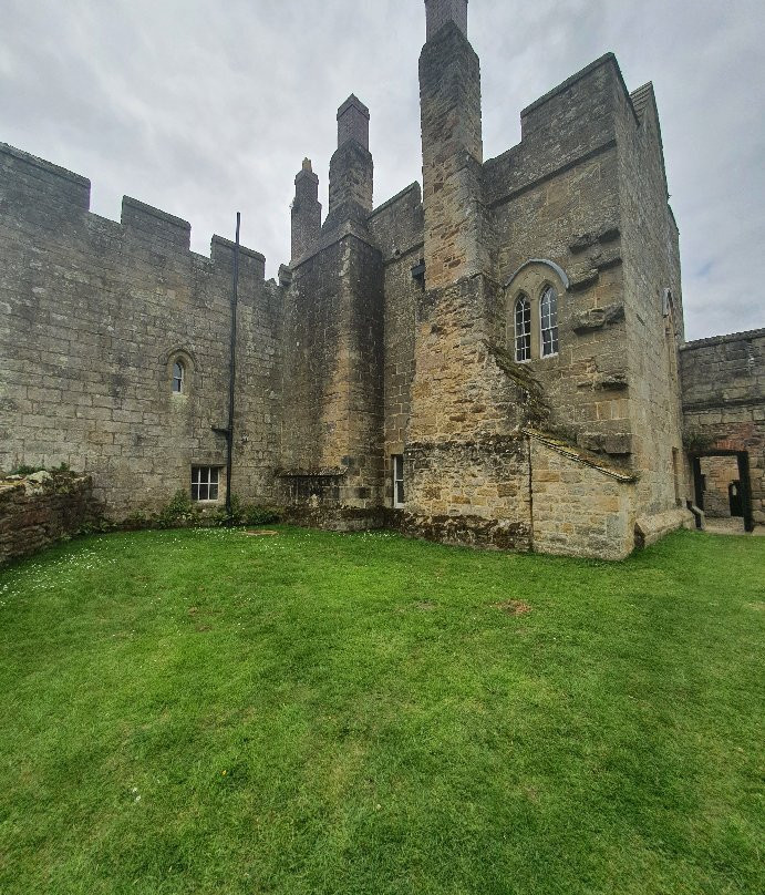 Aydon Castle景点图片