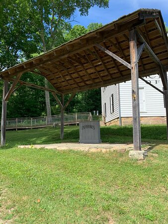 Buckeye Furnace State Memorial-Wellston必去景点