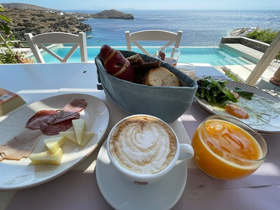 Paradise Place主图