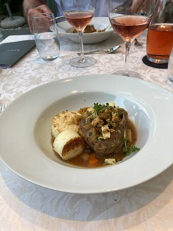 吉斯其旺古特酒店主图