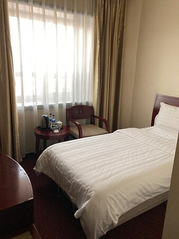 太原三晋国际饭店（柳巷五一广场地铁站店）主图