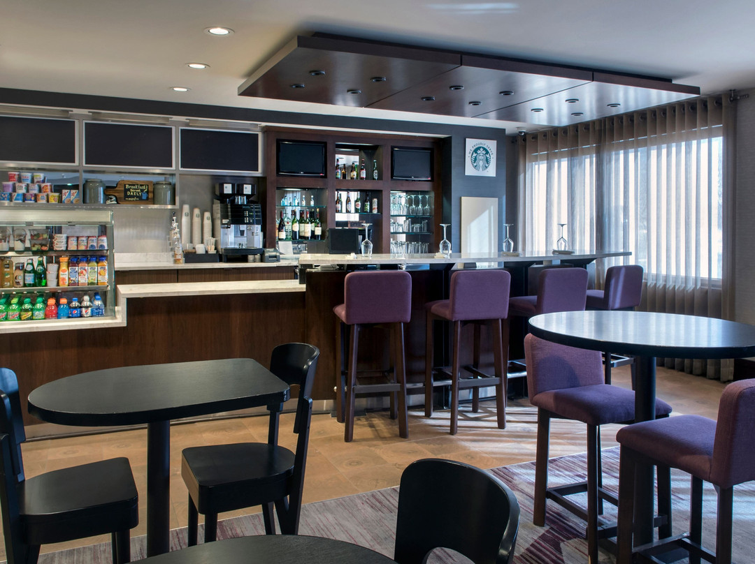 纽堡斯图尔特机场万怡酒店主图