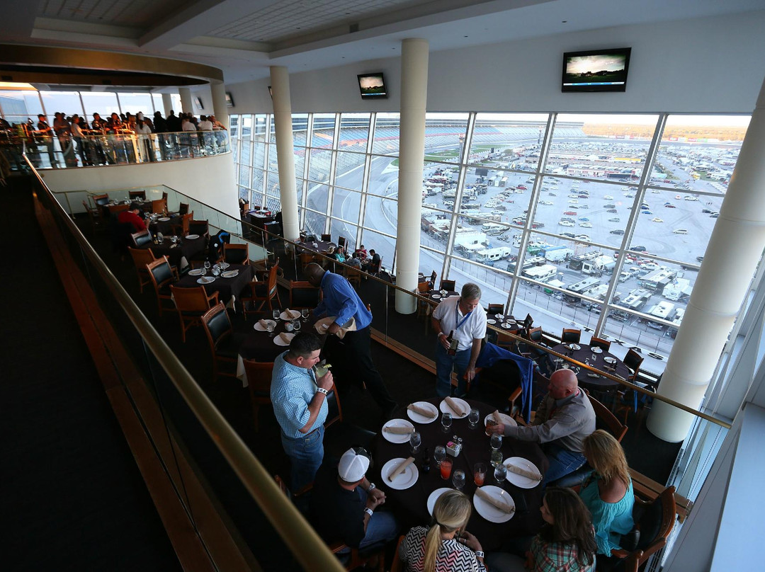 The Speedway Club主图