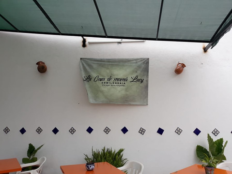 Santillan餐馆和美食-La casa de mama lucy