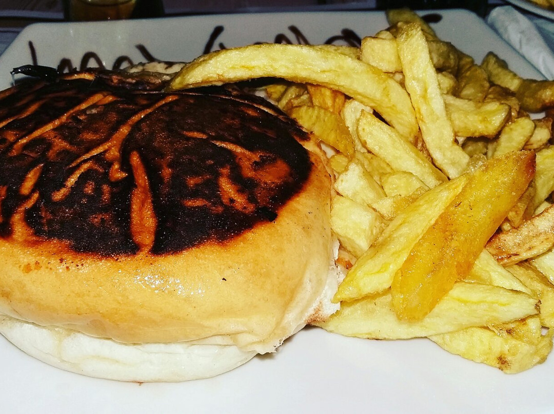 Aum Aum Pub&Grill