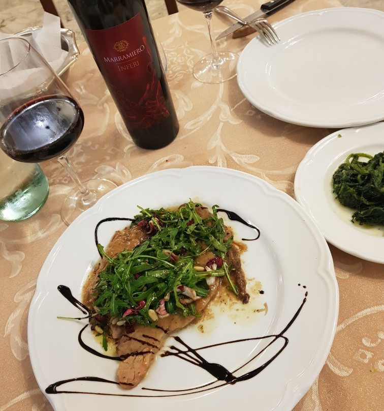 Trasacco餐馆和美食-Corallo