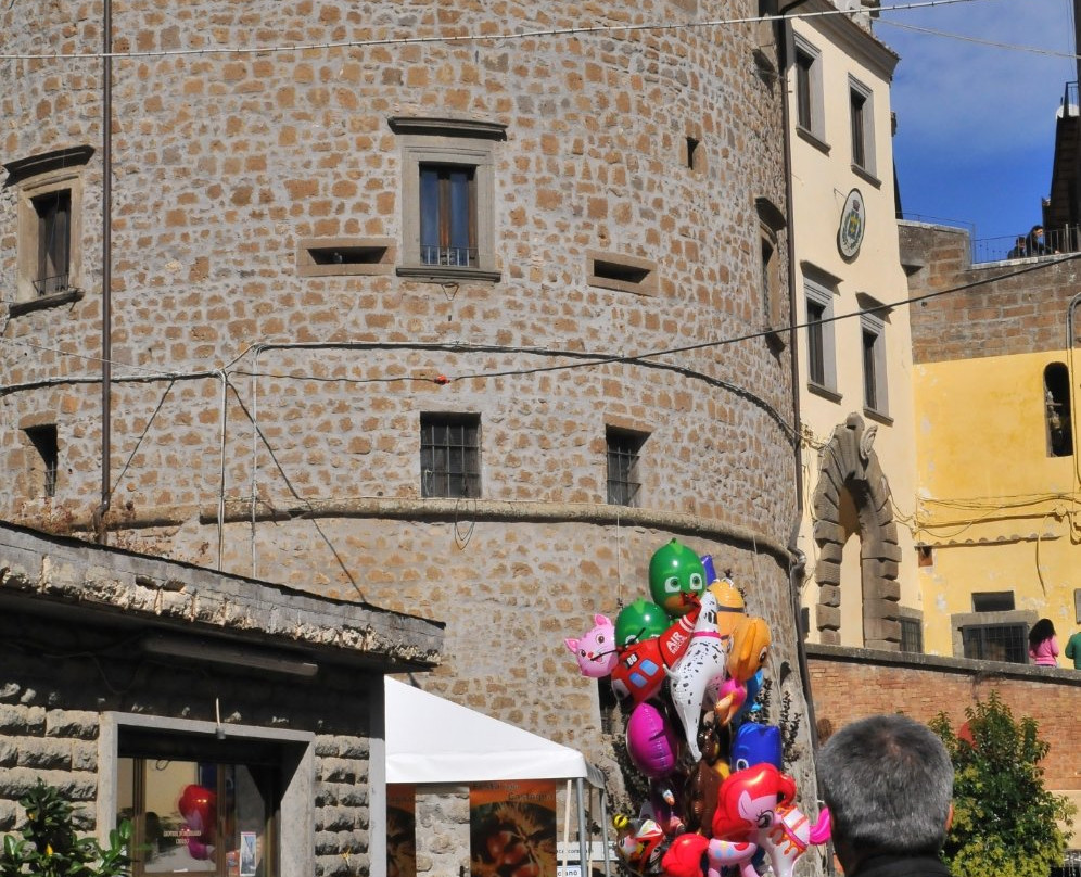 Vallerano餐馆和美食-Cantina degli amici della castagna