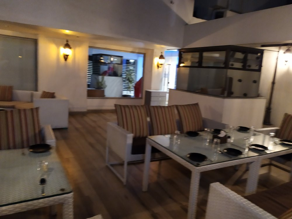 Hotel RS Exclusive Stay & Fine Dine - Near to Akola Junction