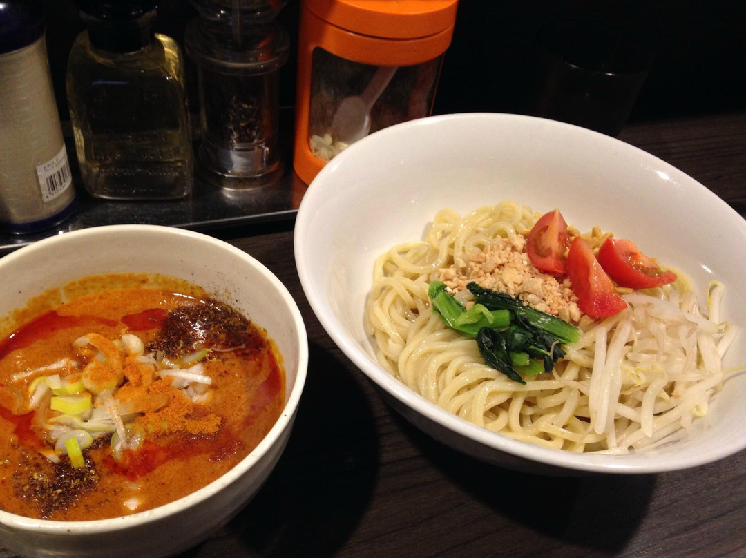 自家製麺 ほうきぼし 赤羽駅前店