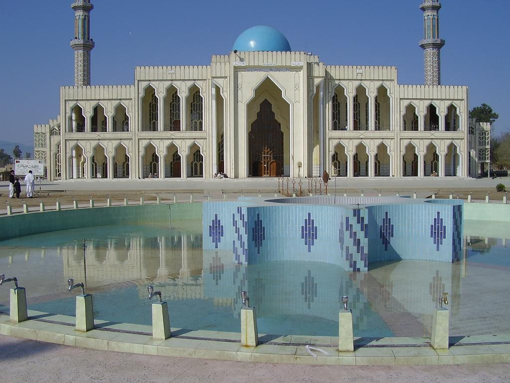 Khost Mosque景点图片