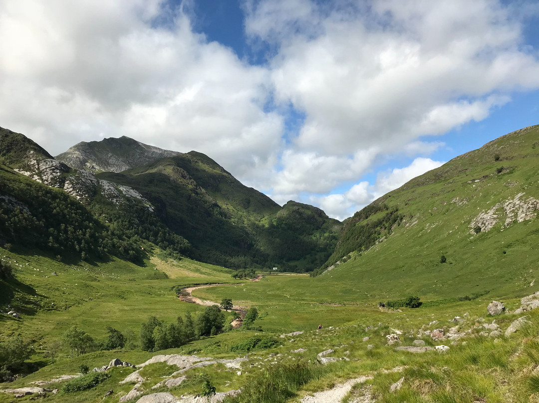 Steall Waterfall景点图片