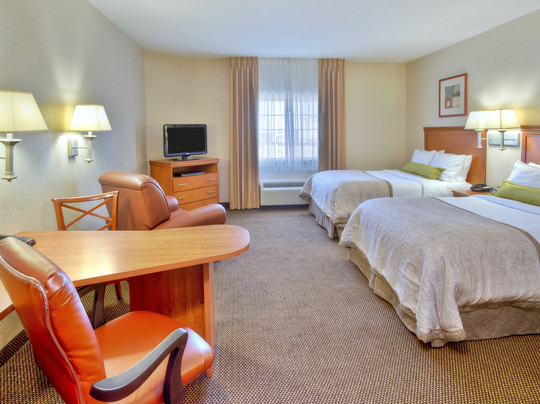 斯托克顿堡烛木套房酒店主图