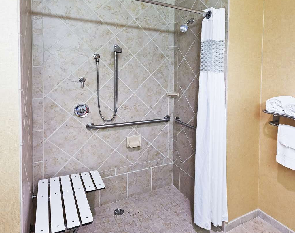 杜马斯希尔顿恒庭旅馆&套房酒店主图