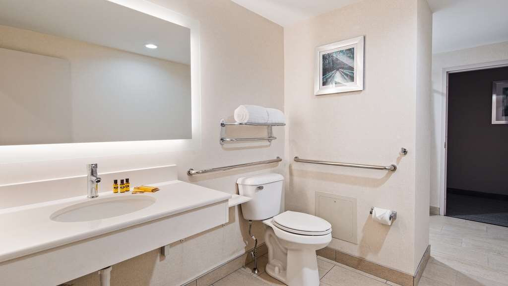 威尔肯斯巴利/斯克兰顿机场快捷假日酒店主图