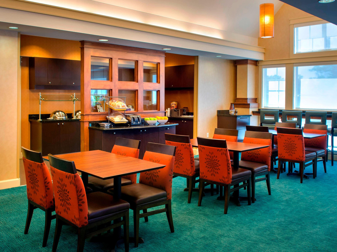 奥尔巴尼东格林布什/科技谷 Residence Inn 酒店主图