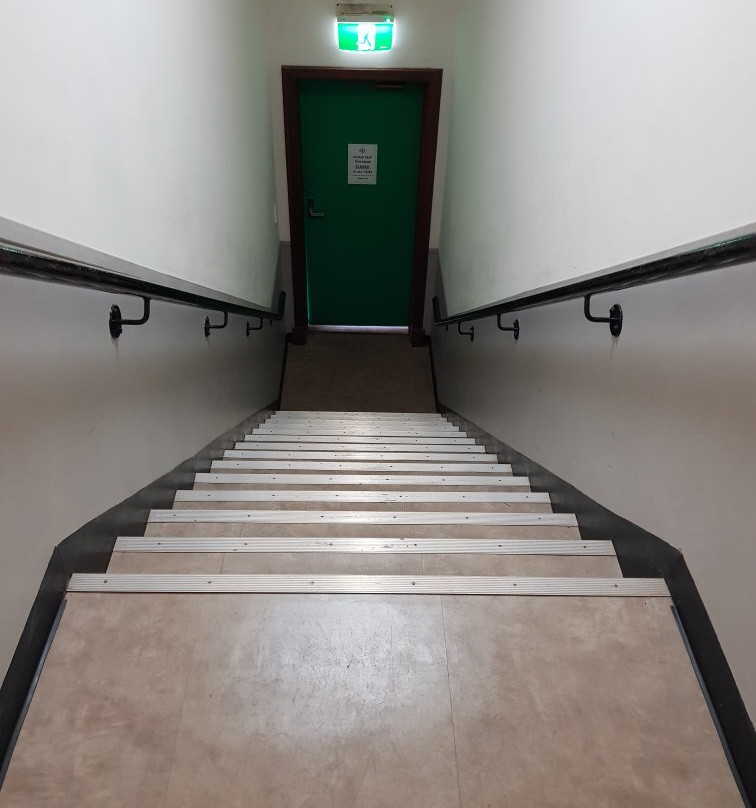 玛格丽特河假日套房酒店主图