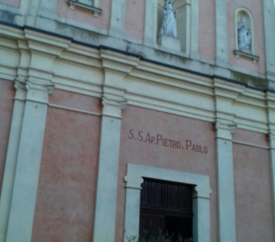 Chiesa Parrocchiale dei Santi Pietro e Paolo-Neive必去景点