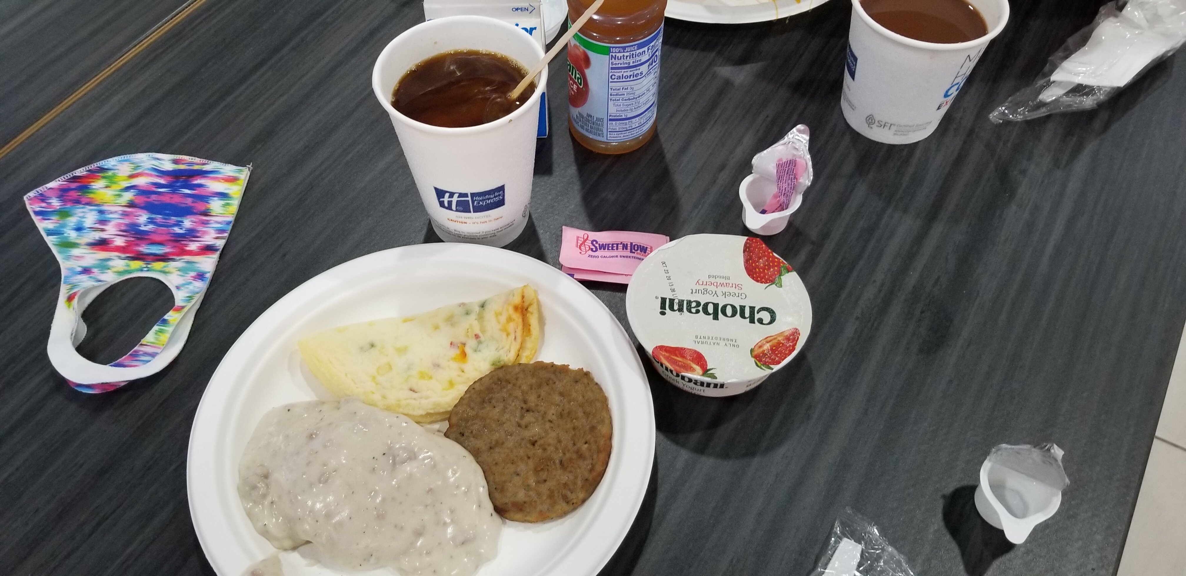 Holiday Inn Express & Suites Harrison, an IHG hotel-餐饮