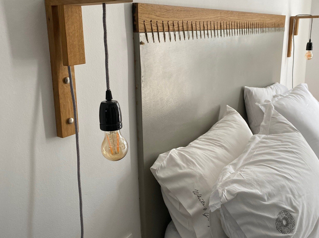 White and Grey主图