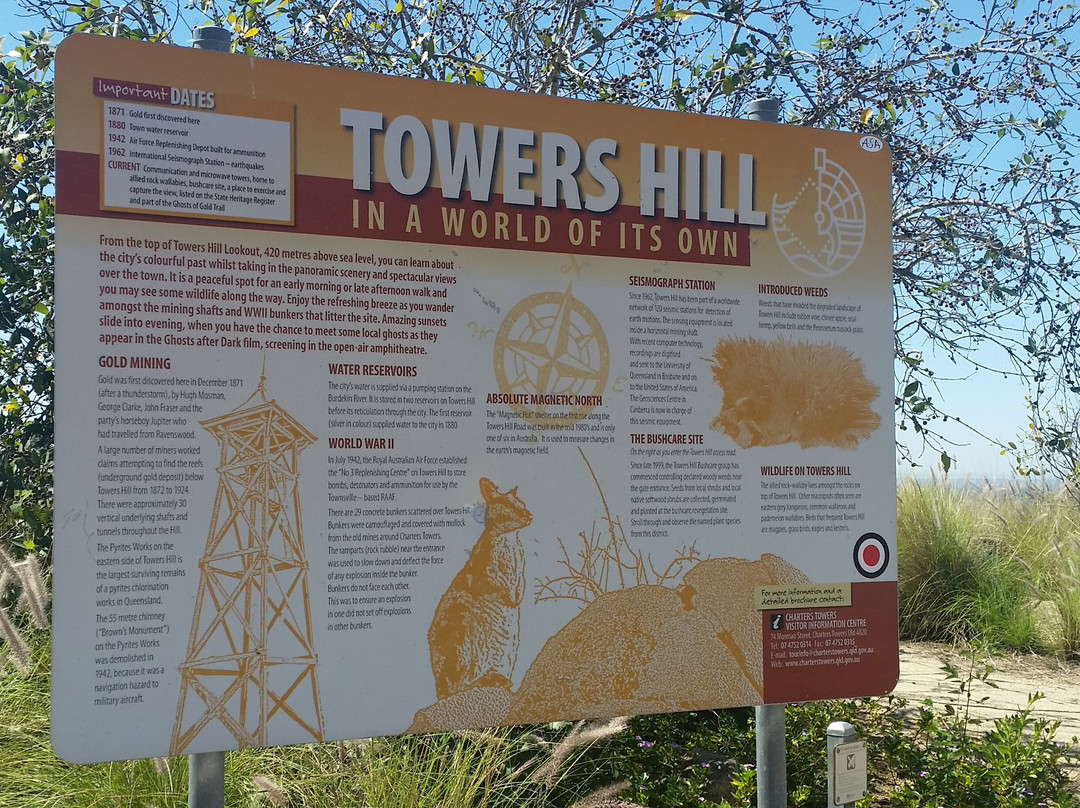 Towers Hill Lookout景点图片