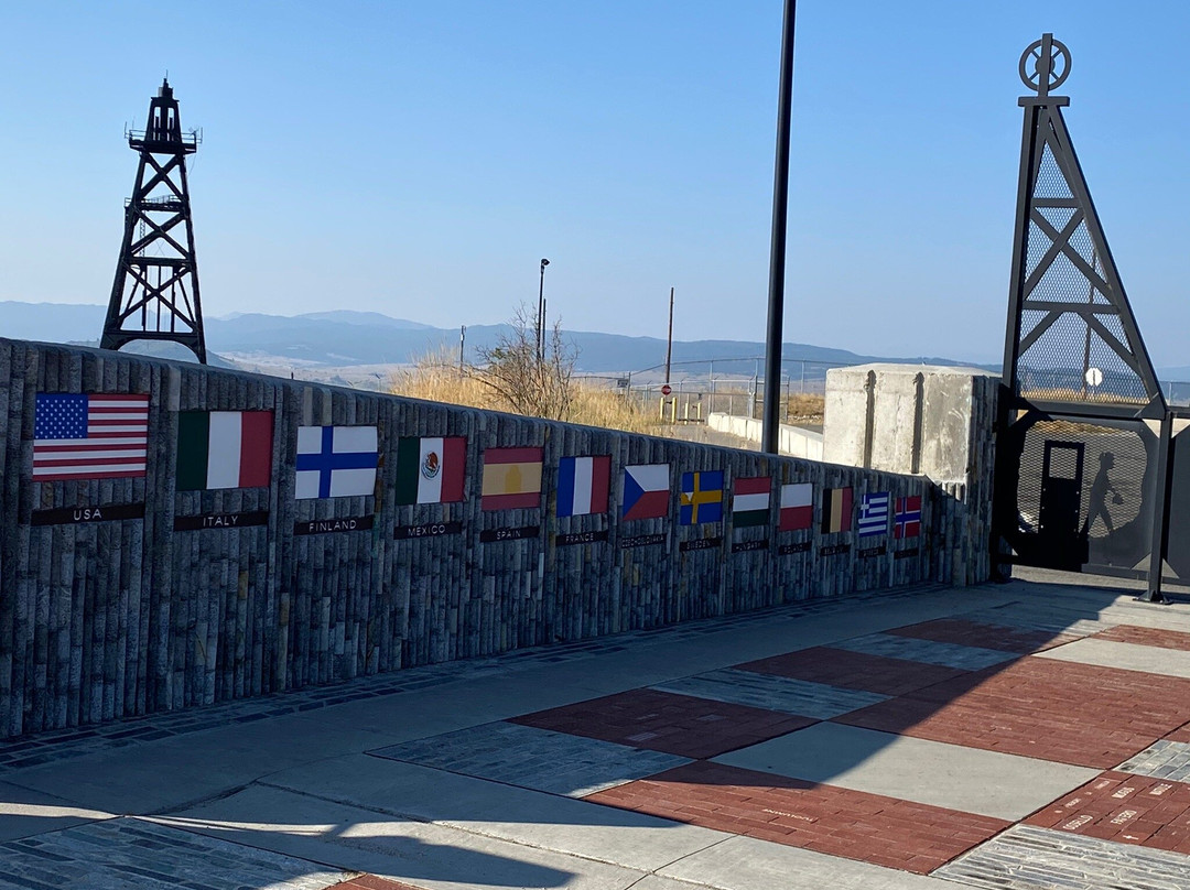 Granite Mountain Memorial Overlook-巴特必去景点