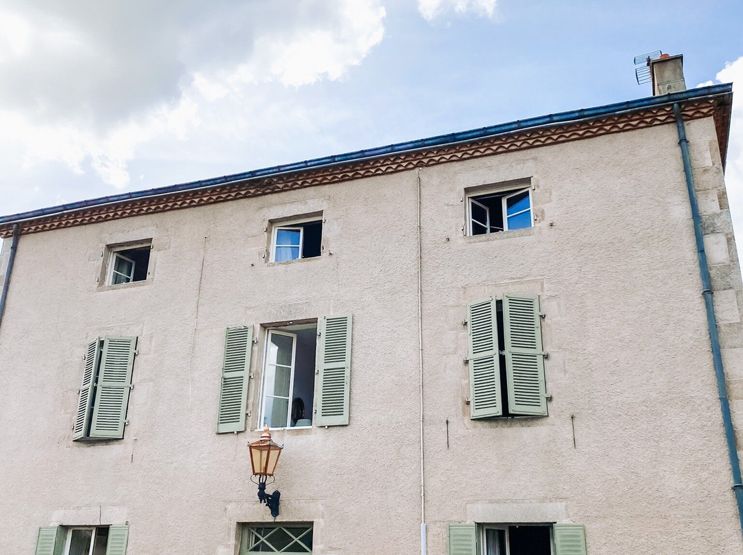 Maison Hirondelles主图