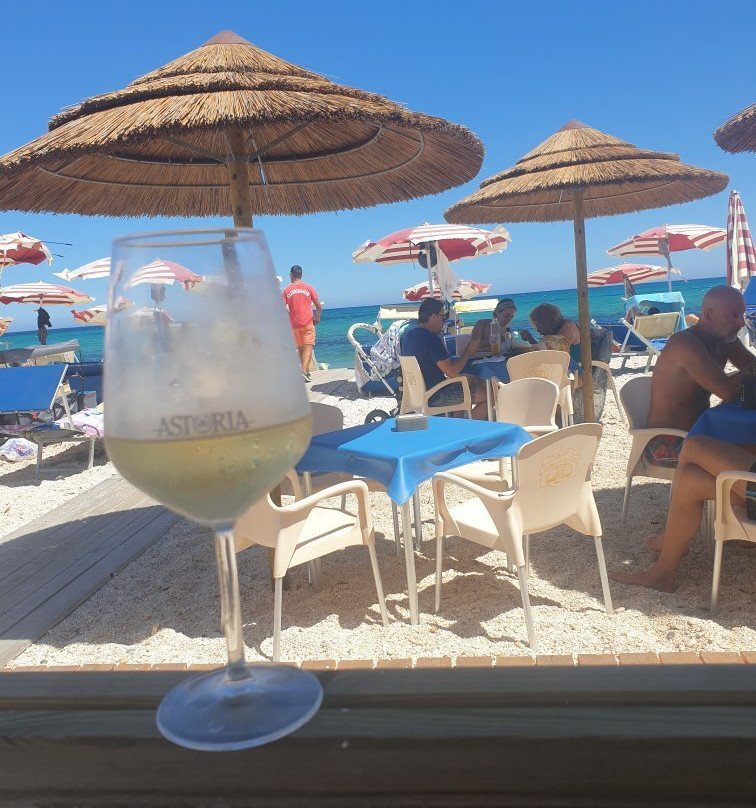 Beach Club 69-斯廷蒂诺必去景点