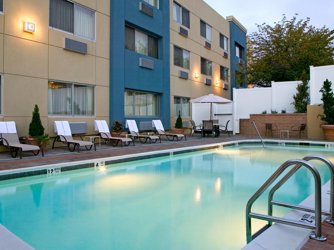 Four Points by Sheraton Melville Long Island主图