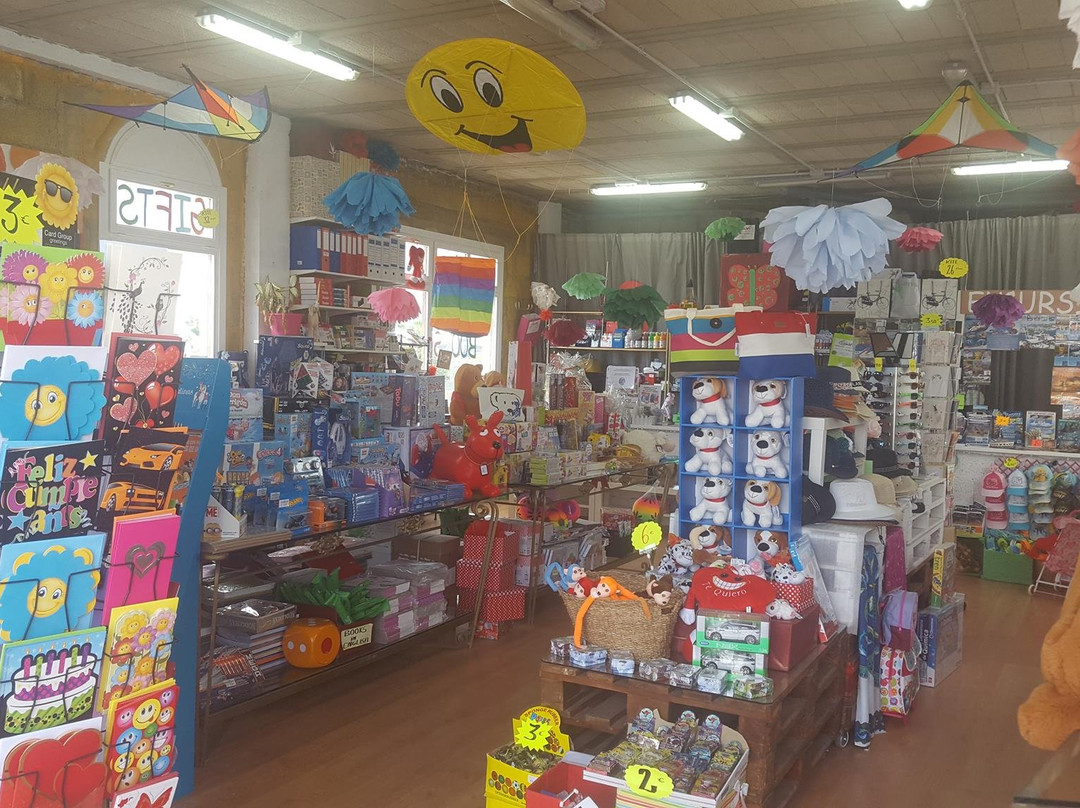 Libreria Papeleria Jugueteria Osidinami-布兰卡滩必去景点