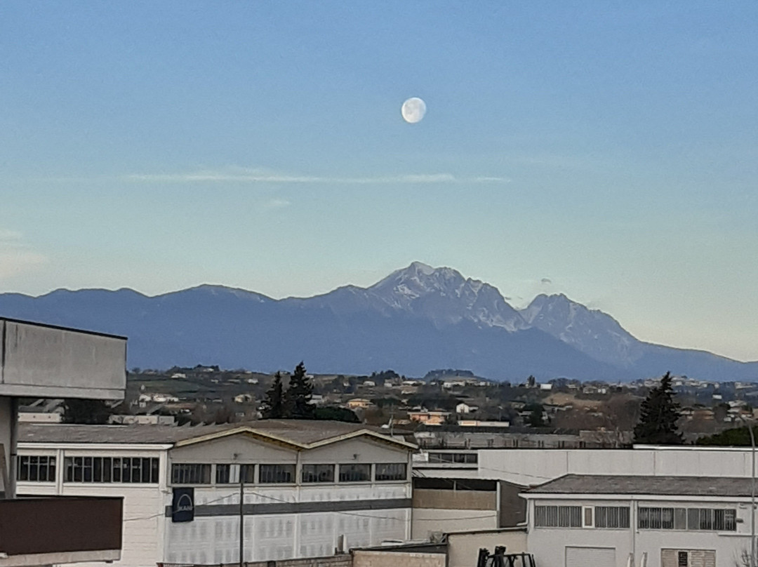 Hotel Bed & Business主图