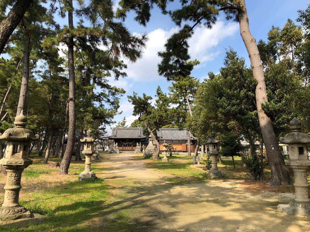 Toyoishi Shrine景点图片