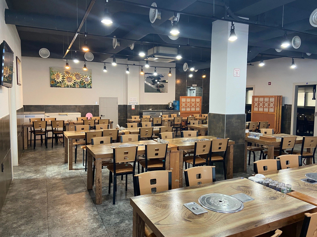 큰손가마솥국밥