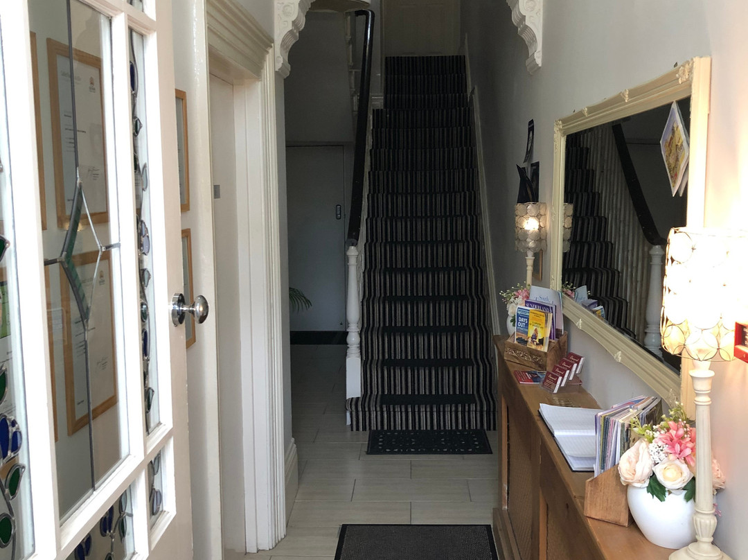 Elmswood Guest House主图