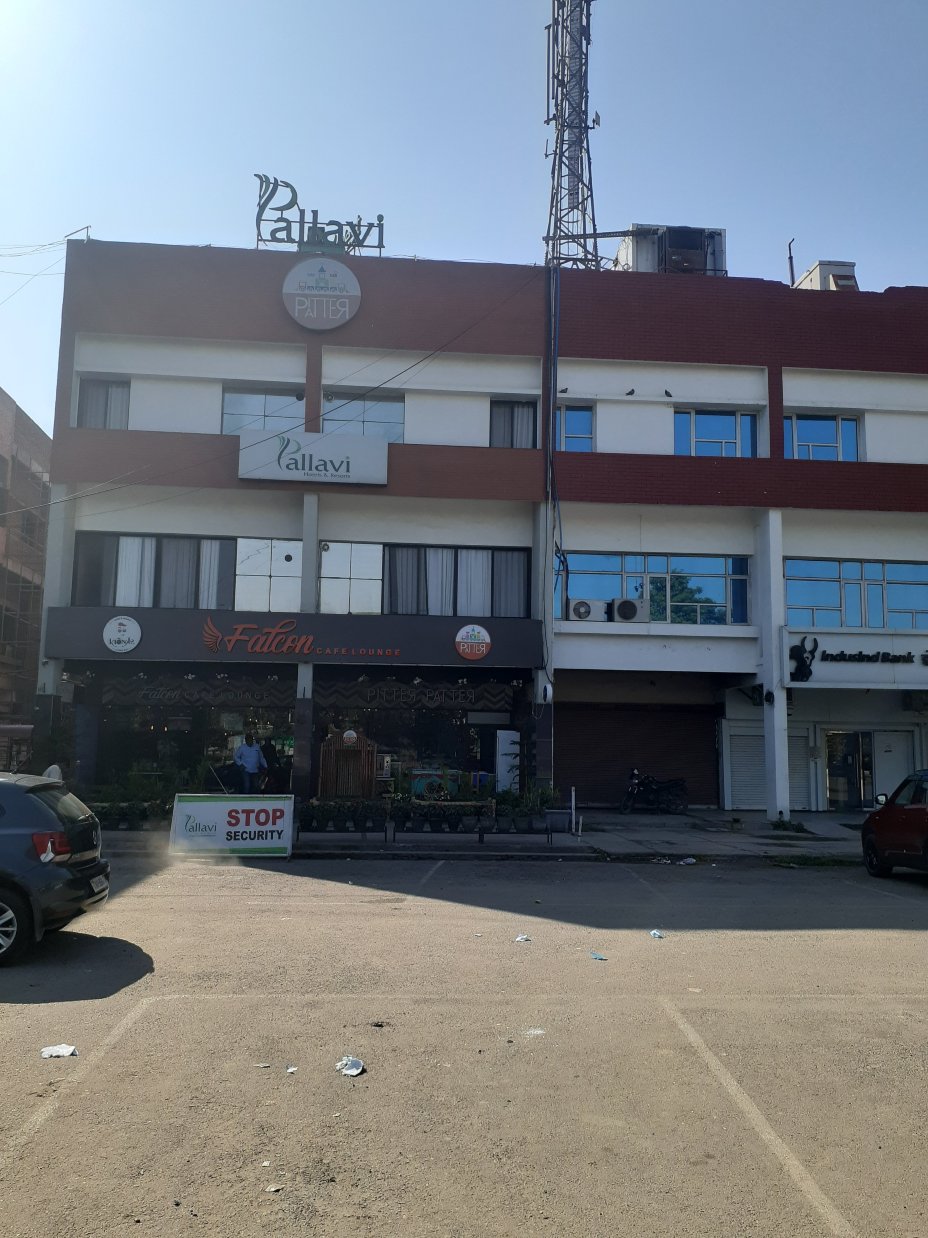 巴亚伟西酒店-旅行者