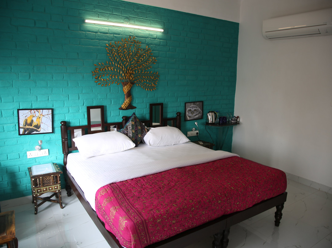 The Coral Tree主图