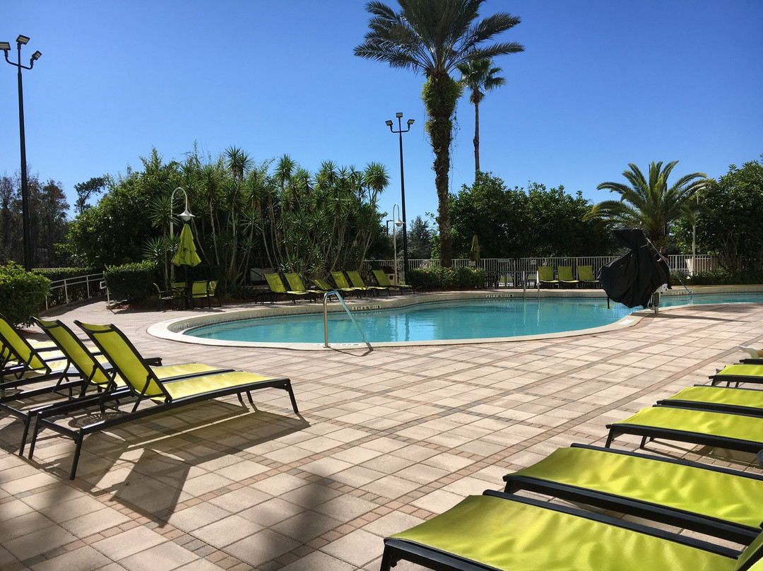 东铭基康福特套房酒店主图