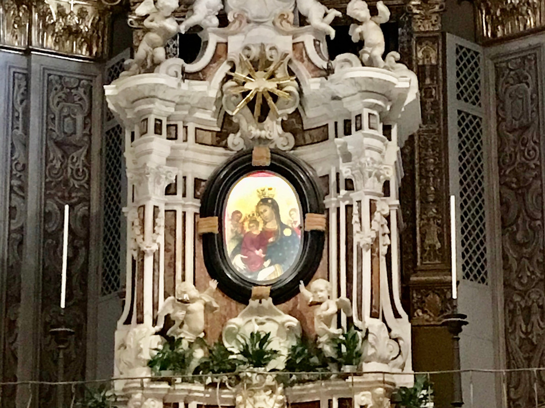 Abbazia dei Padri Benedettini - Santa Maria di Finalpia-菲纳莱利古雷必去景点