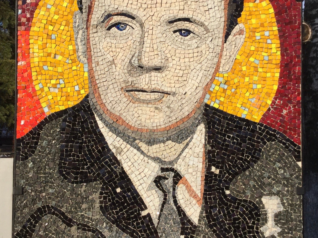 Mosaic Nadia Lezhe景点图片