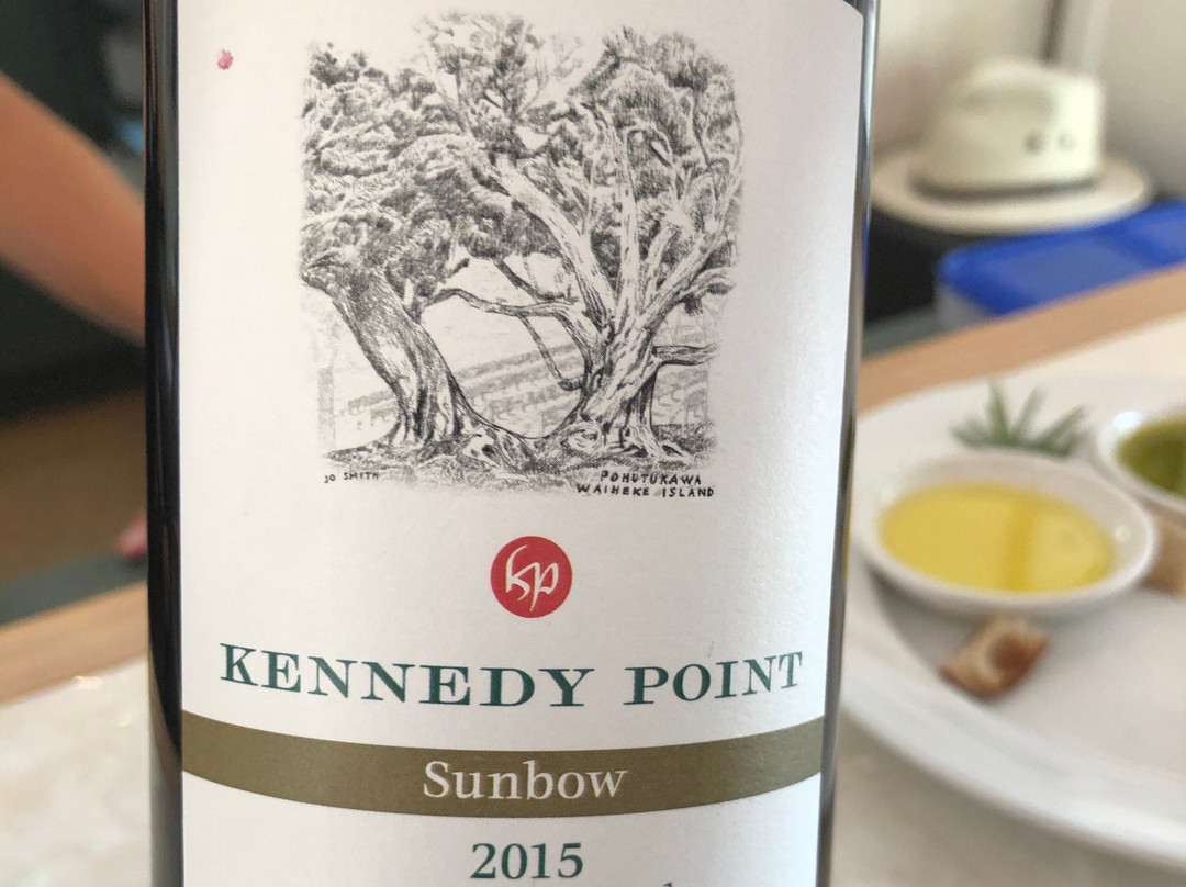 Kennedy Point Vineyard-Surfdale必去景点