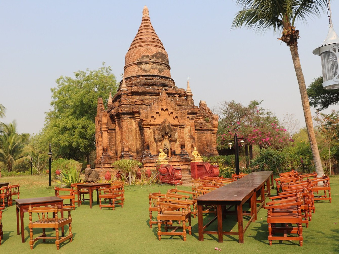 Thazin Garden Hotel主图