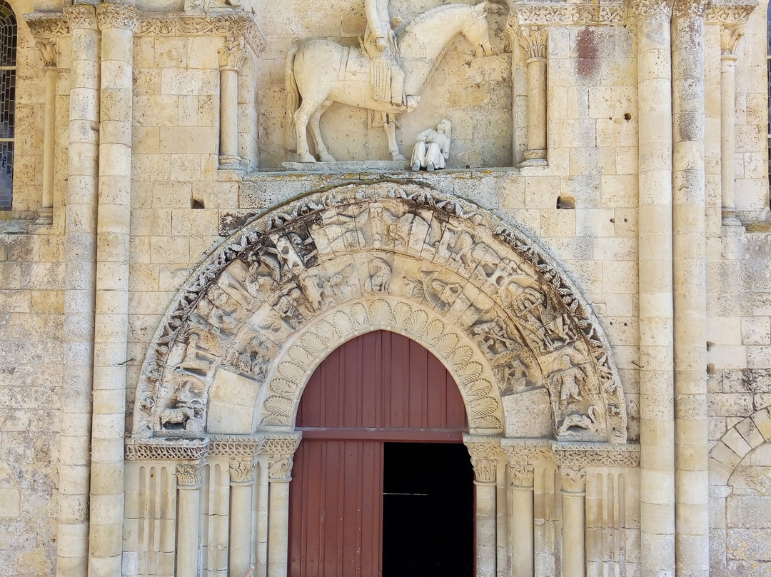 Eglise Saint-Heray-La Mothe St Heray必去景点