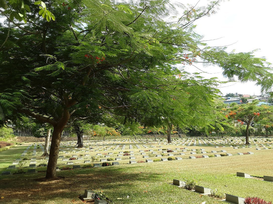 Commonwealth War Cemetery-安汶必去景点