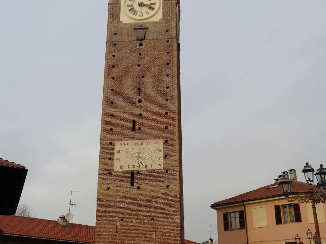 Torre civica di Piazza S. Cassiano-Grugliasco必去景点