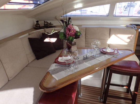 Sail Entheos-夏洛特阿马利亚必去景点