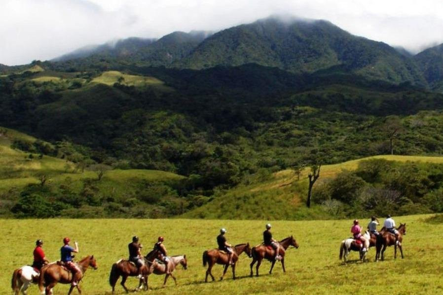 FILADELFIA SHUTTLE GROUP-利比里亚必去景点