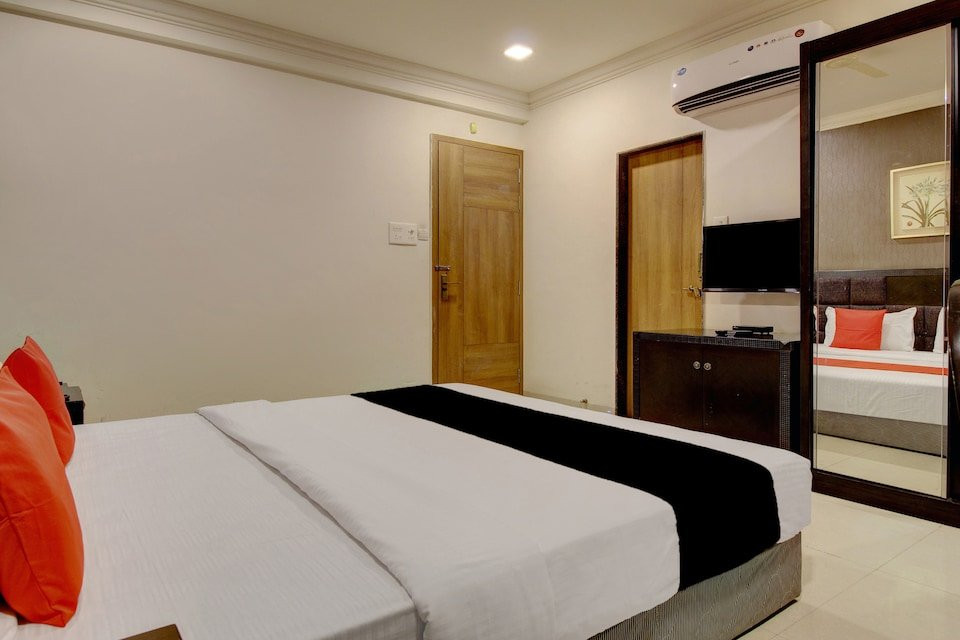 首都O40790特维尼酒店主图