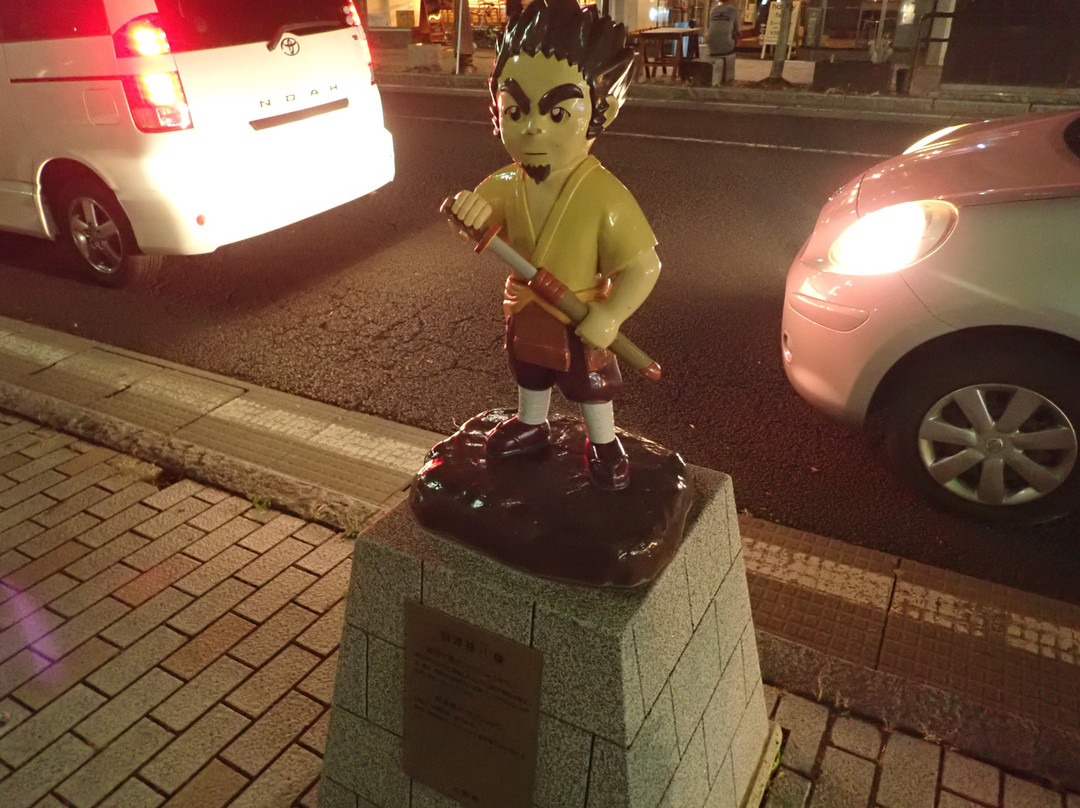 Sanada Ten Braves Statues-上田市必去景点