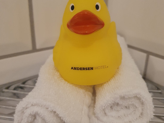 安徒生酒店主图